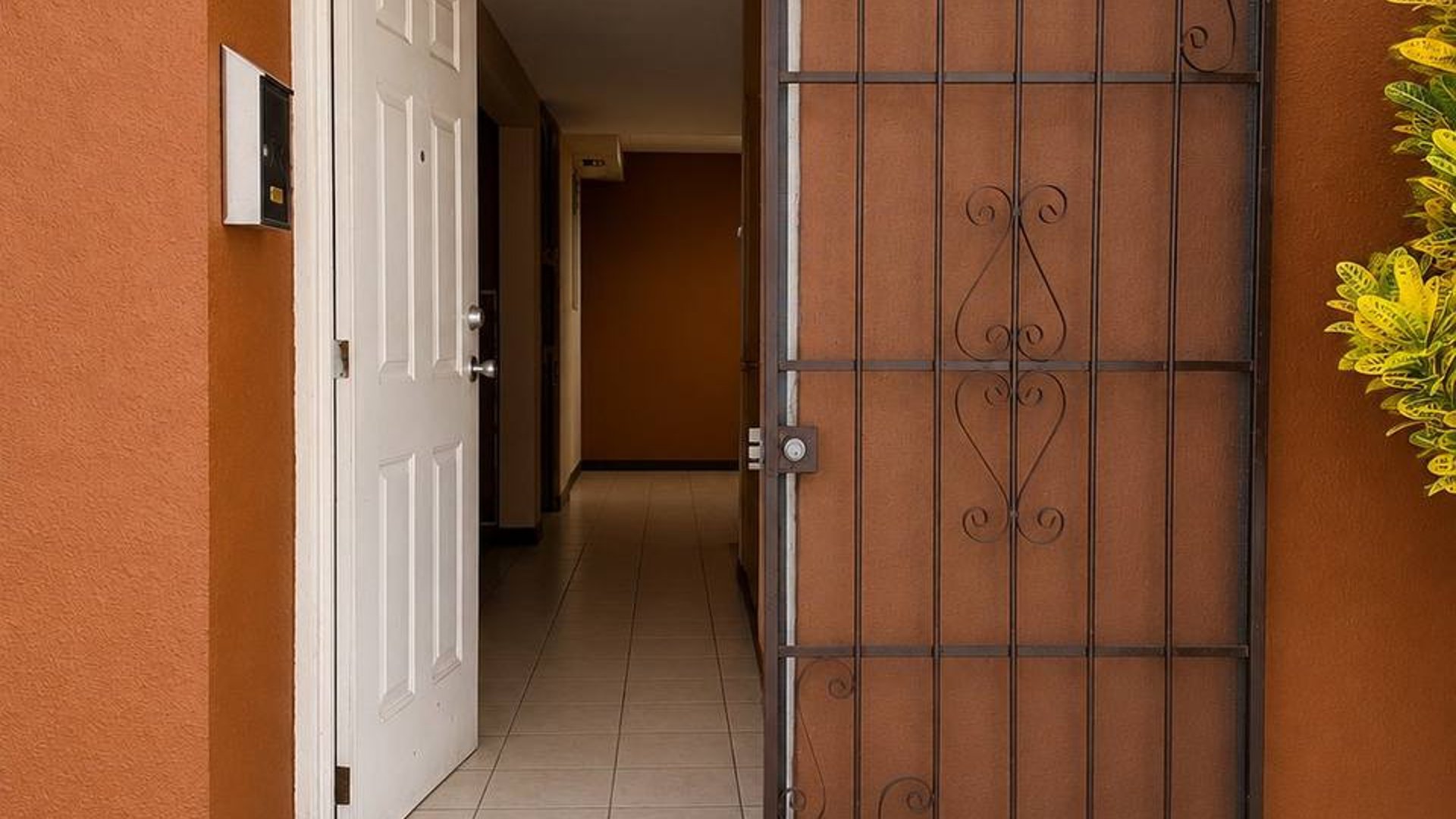 Casa en venta en Colinas de Monte Maria Sur - Image 1