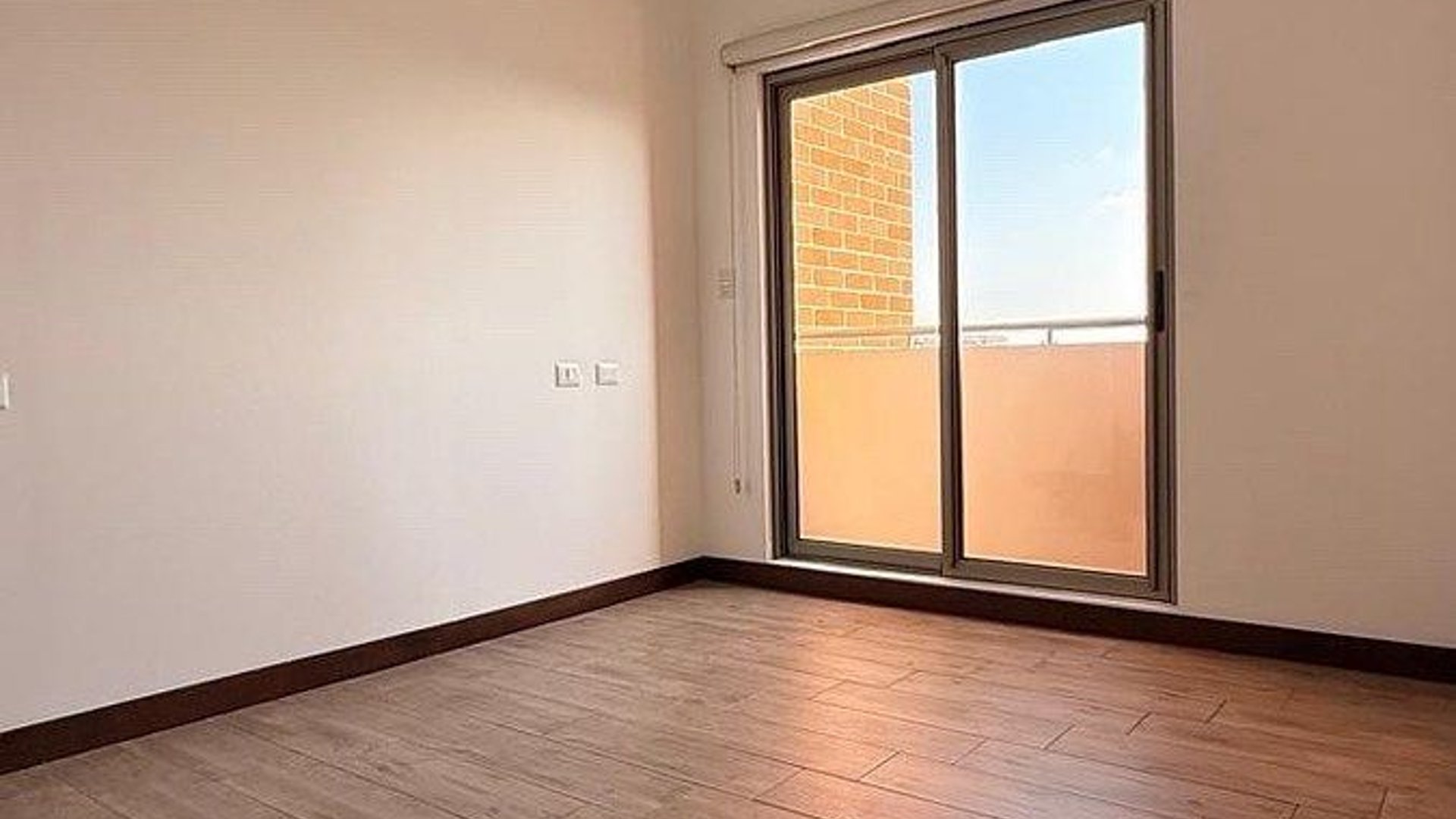 Apartamento en Renta – Casalini Diagonal 6, Zona 10 - Miniatura 3