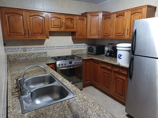 Town House Amueblado Zona 15 Vista Hermosa 1 - 4