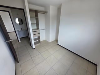 Apartamento en Renta Edificio Parque San Jorge Zona 11 Ref-6050 - 3
