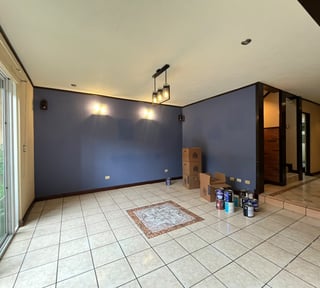 RENTA Casa Zona 16 Residencial Montesolar