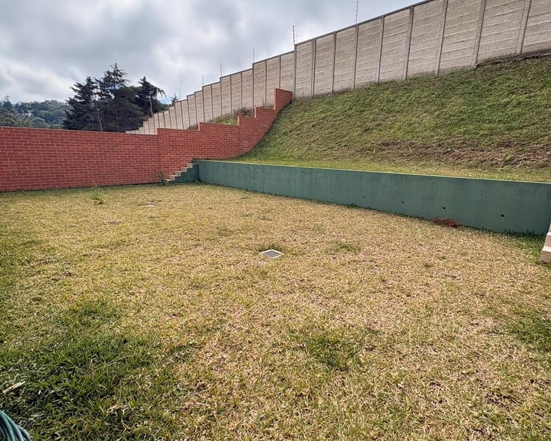 Vendo amplia casa para estrenar en Condominio Buenafuente KM16.5