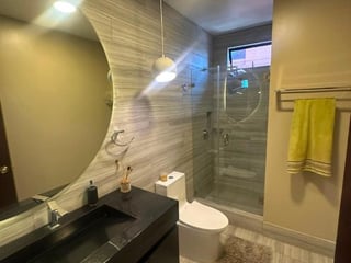 Alquilo Apartamento Amueblado en Zona 10 Nivel Alto - 3