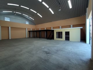Bodega en Renta Zacapa a 600 mts Carretera al Atlántico - 2