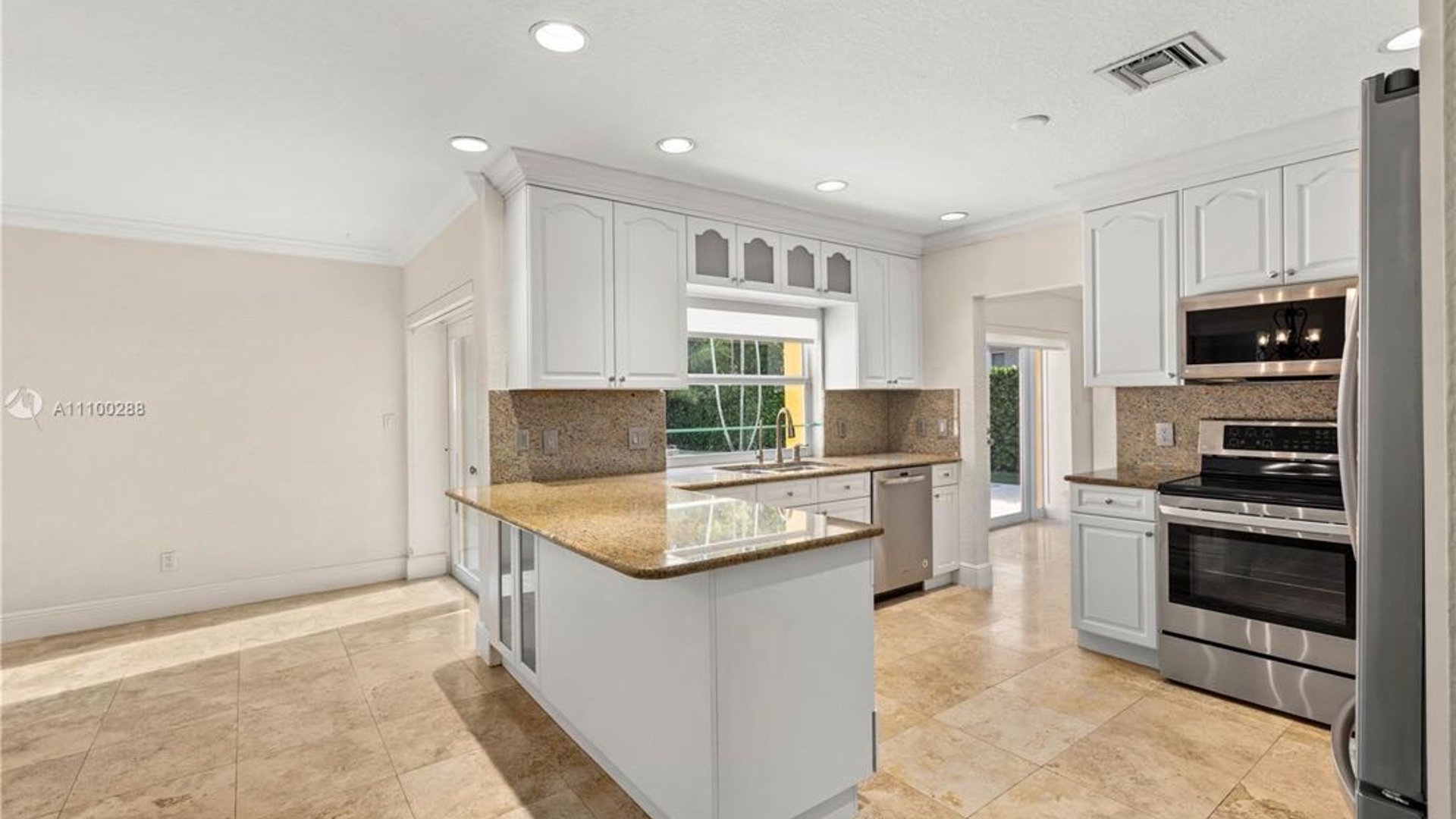 CASA EN VENTA EN CORAL GABLES - Miniatura 24