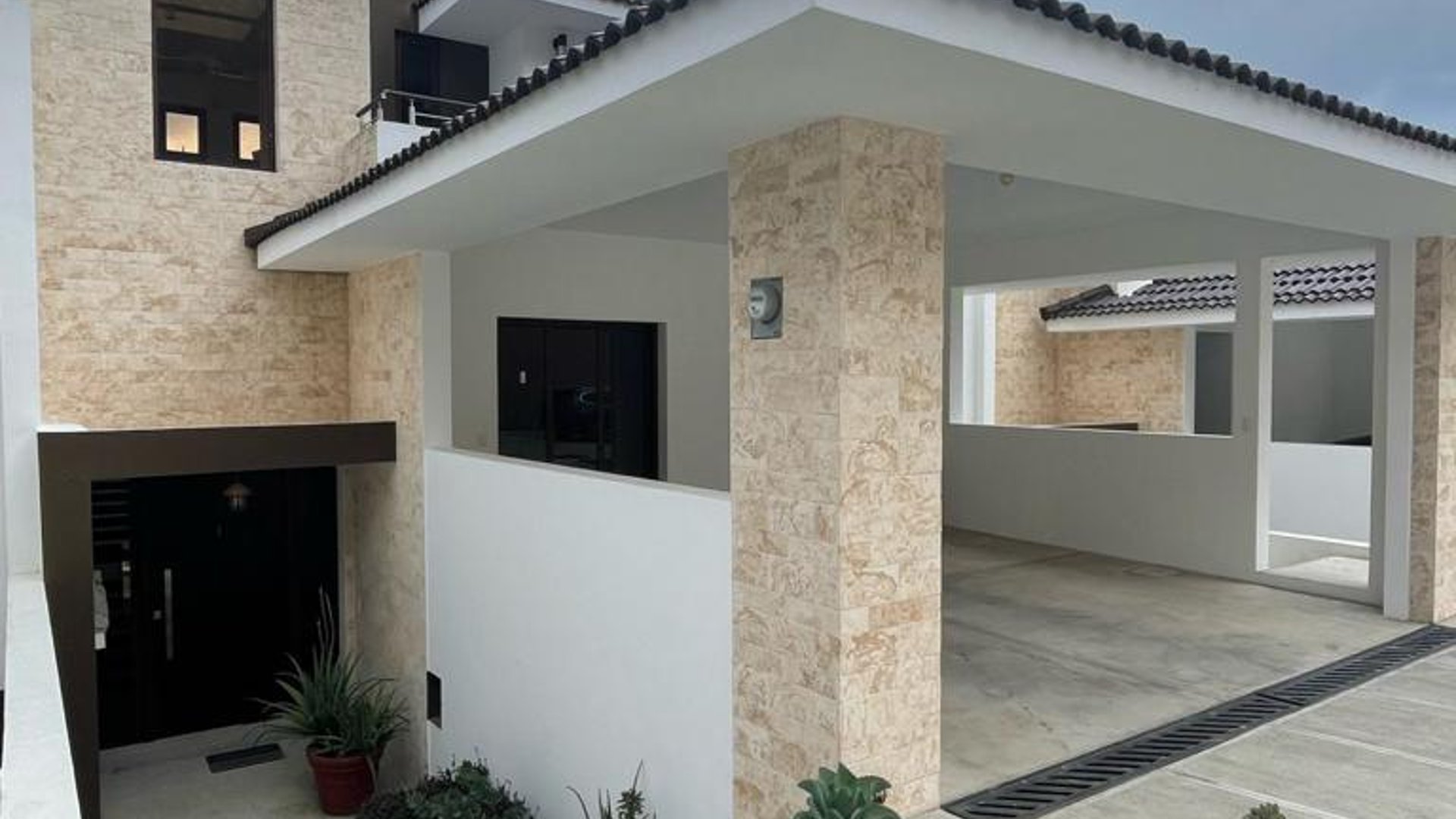 Casa de 4 habitaciones en venta, En Mirador zona 16