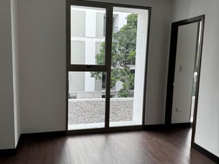 APARTAMENTO EN EDIFICIO IRIDIA ZONA 13 - 2