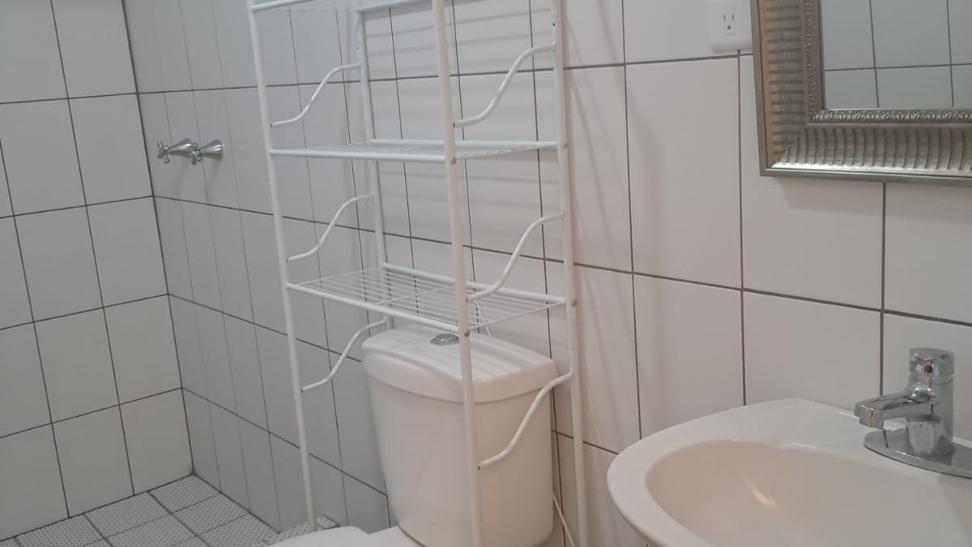 Casa en venta en Condominio Valle Real, Santiago Sacatepequez  - Miniatura 7