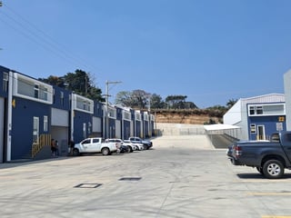 Bodega en VENTA en Carretera a El Salvador - 3