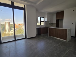 Venta Apartamento en Zona 15 Vista Hermosa II Guatemala - Image 2