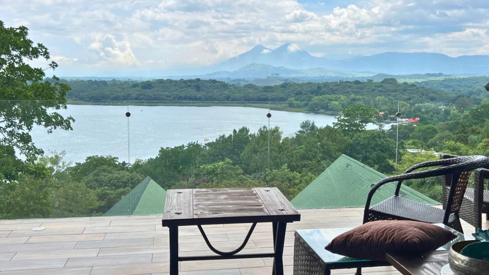 HERMOSA.CABAÑA EN VENTA LAGUNA DEL PINO - Miniatura 7