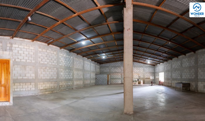 Bodega en renta y venta terreno en Salamá en carretera
