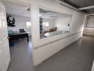 Venta de bodega con alto potencial de rentabilidad en Mixco Ref-5826 - 5