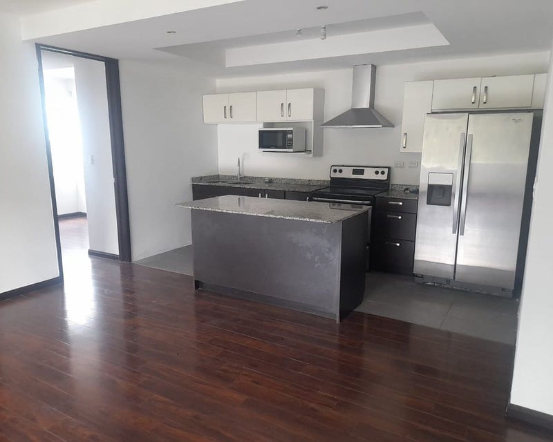 APARTAMENTO EN ALQUILER ZONA 16