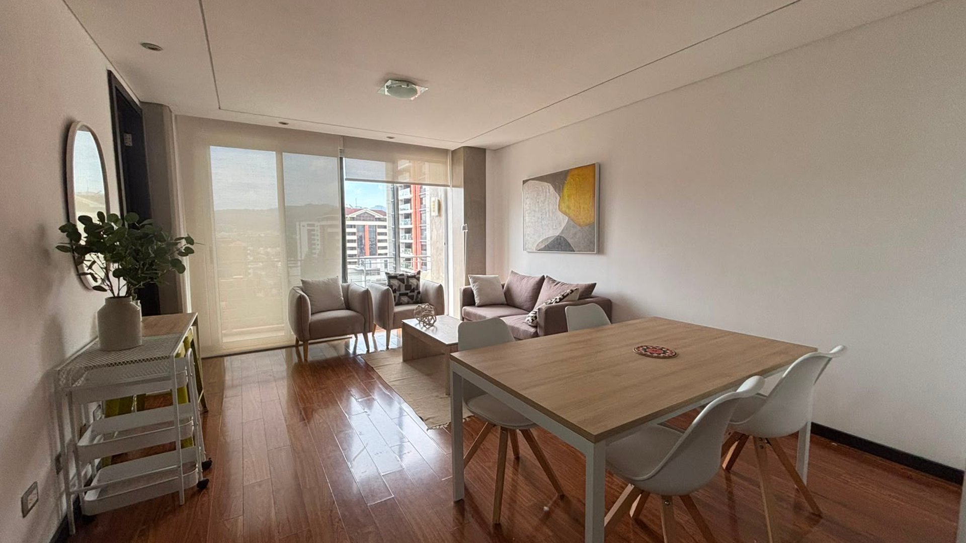 Apartamento en Alquiler Edificio Torre 14, zona 14