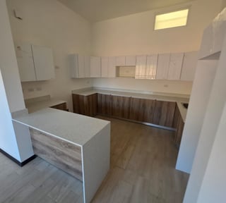 Casa de 4 habs con balcon en venta en Trivento KM 18.5 CAES Ref-5700