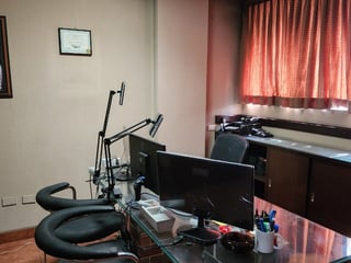 📍 OFICINA EN RENTA CON MOBILIARIO – 8 AMBIENTES | EDIFICIO ZONA 1 - 4