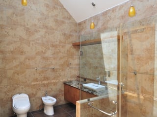 Beautiful two-story home with swimming pool for sale, 16 kilometers away from La Antigua, Guatemala. - Image 12