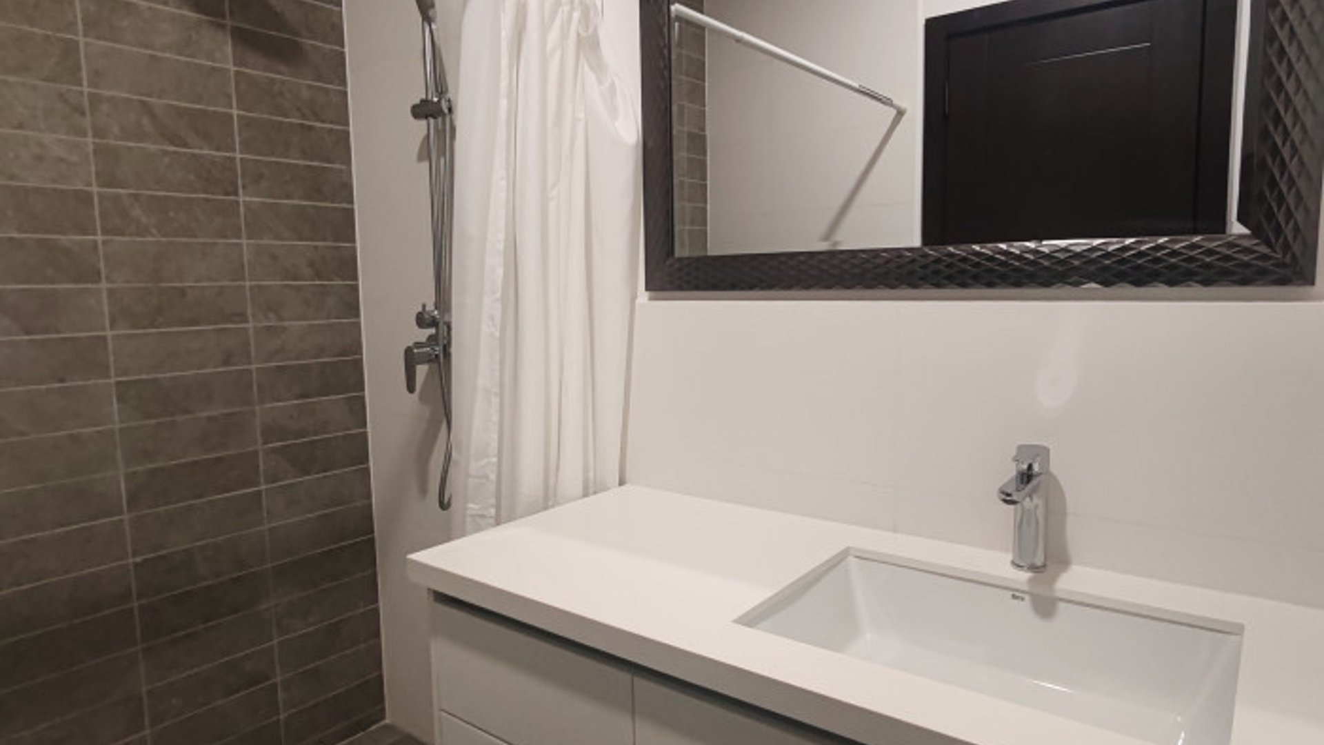 Apartamento en renta en Lirios de Cayala zona 16 - Miniatura 12
