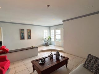 Casa con jardín en venta de 4 habitaciones en Z8 de Mixco Ref-5478 - 5