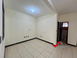 CASA EN RENTA, SAN CRISTOBAL ZONA 8 DE MIXCO COLONIA PINARES - 3