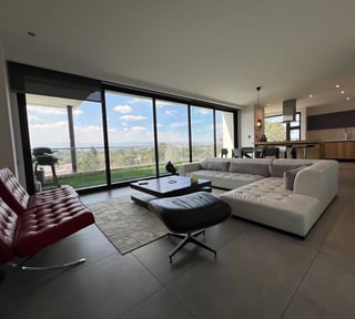 Venta Exclusivo apartamento de 2 niveles en ZEN Cayalá – Zona 16 (C)