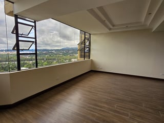En Venta Apartamento en Zona 10 cercano a Oackland Z 10 - 5