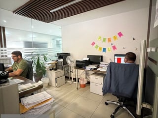 GEMINIS 10 - OFICINA EN RENTA – ZONA 10 (FRENTE A AVIA) - Image 7