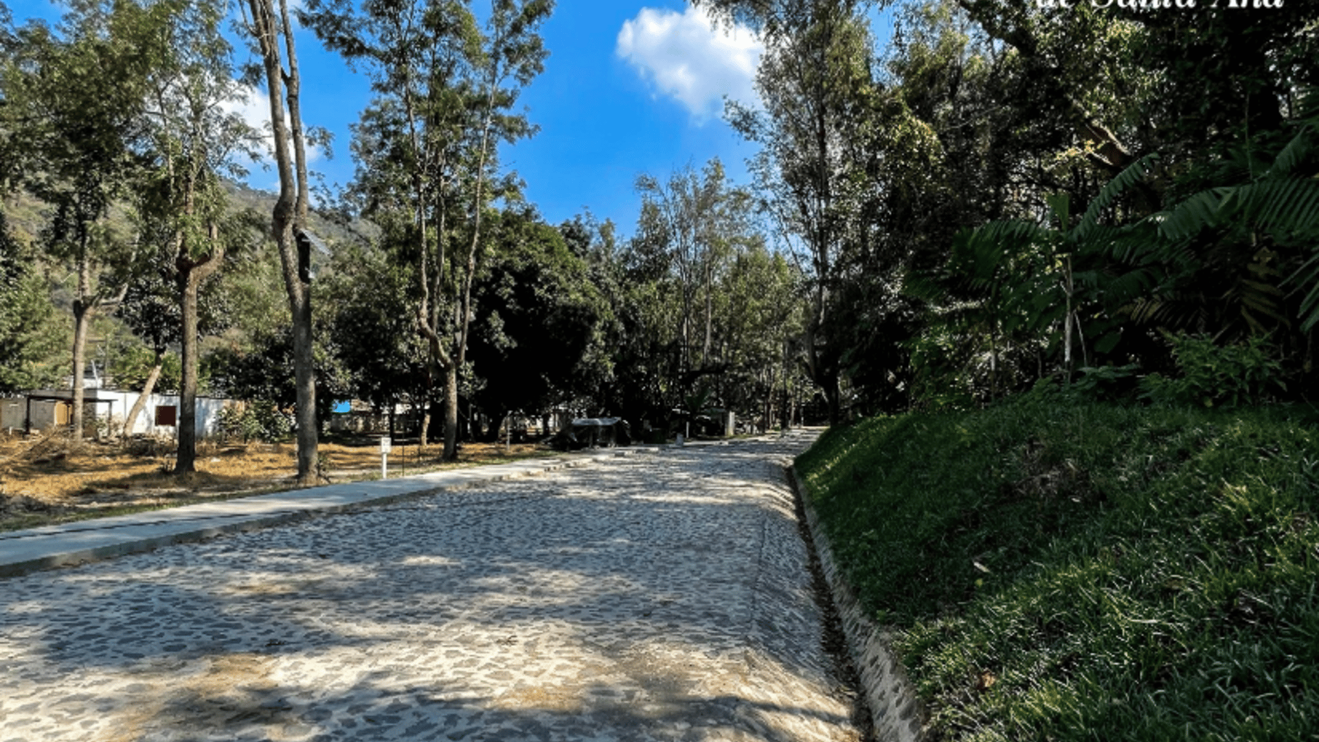 Terrenos en Cafetales de Santa Ana, a pocos metros del ingreso a la Antigua Guatemala