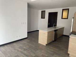 APARTAMENTO EN RENTA – EDIFICIO LIRIOS DE CAYALÁ | ZONA 16 - Image 3