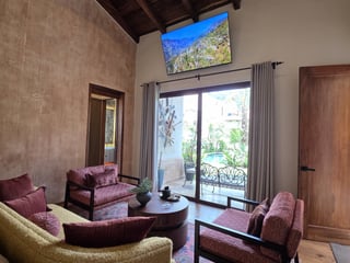 Lujosa Casa en Venta en La Antigua Guatemala - 4