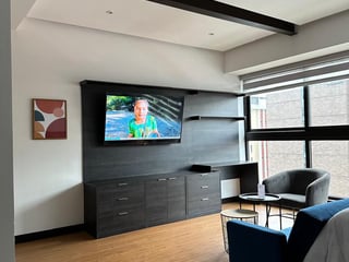 Apartamento Amueblado en Renta, Tipo Loft en Zona 10 - 2