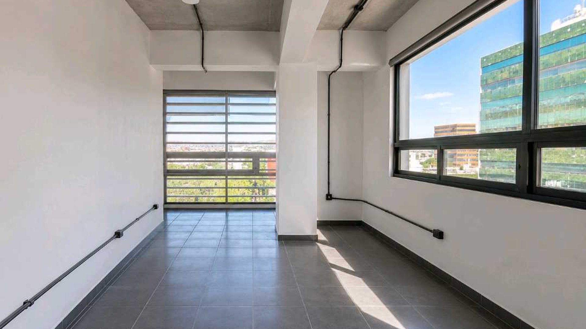 OFICINA EN ALQUILER???? Edificio NOVA Reformador, zona 9 - Image 1