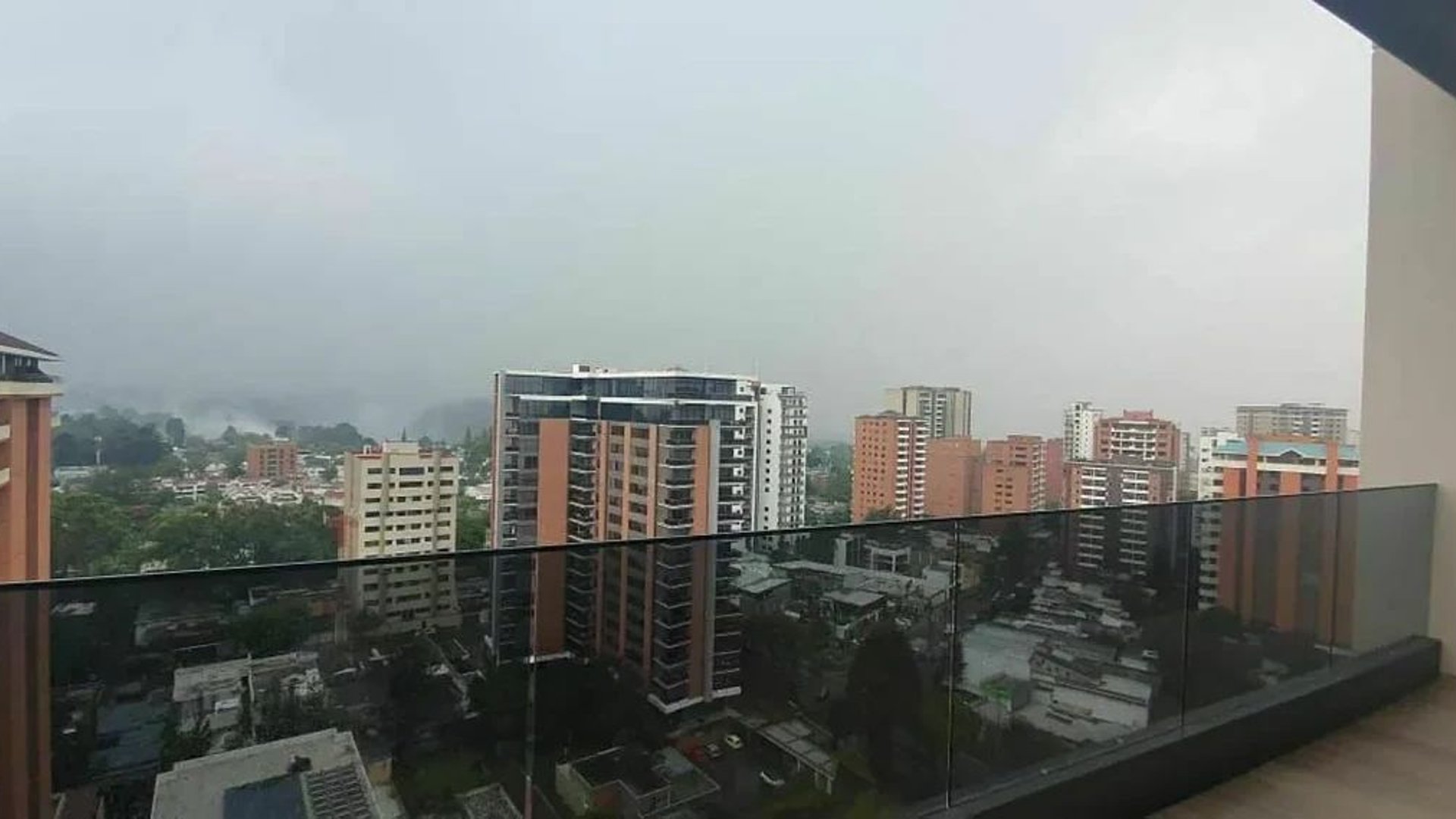 Apartamento en Venta – Santa Inés del Parque, Zona 14 - Miniatura 8