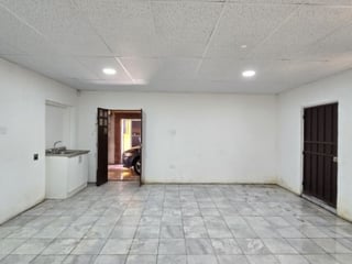 Casa en Venta Zona 11 Carabanchel Ideal para Inversión - 3