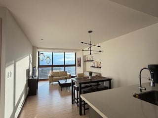 Apartamento en Renta Amueblado – Veinti4, Zona 10 - 5