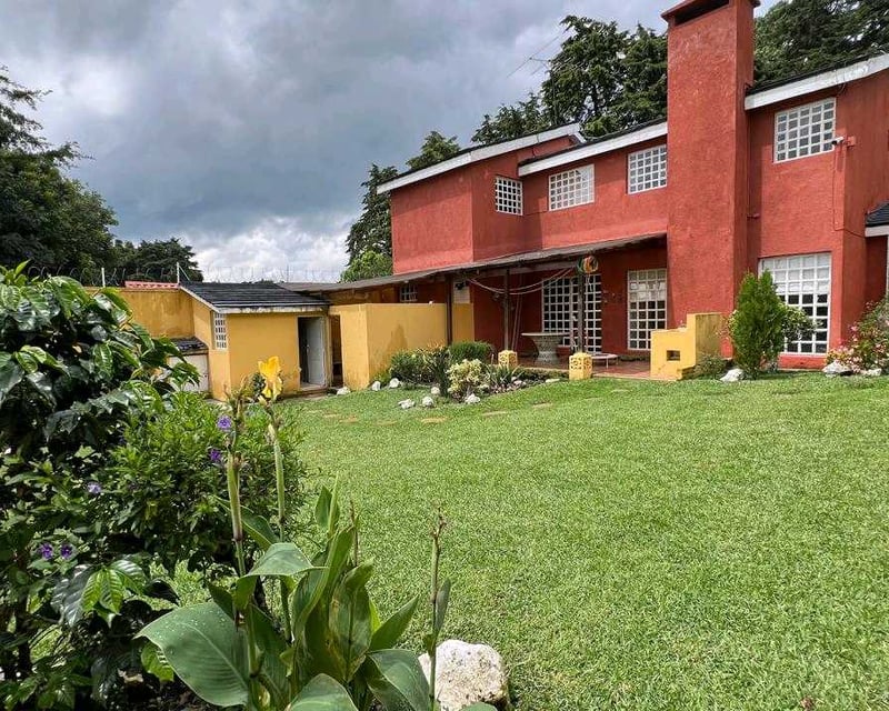 Venta de amplia casa en Km 25 Carr. El Salvador, Labor del Rosario