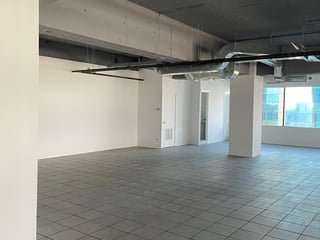 Oficina en venta con 4 habitaciones en zona 14 Ref-4975 - 2