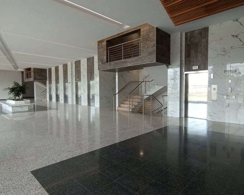 EDIFICIO EN RENTA EN ZONA 10