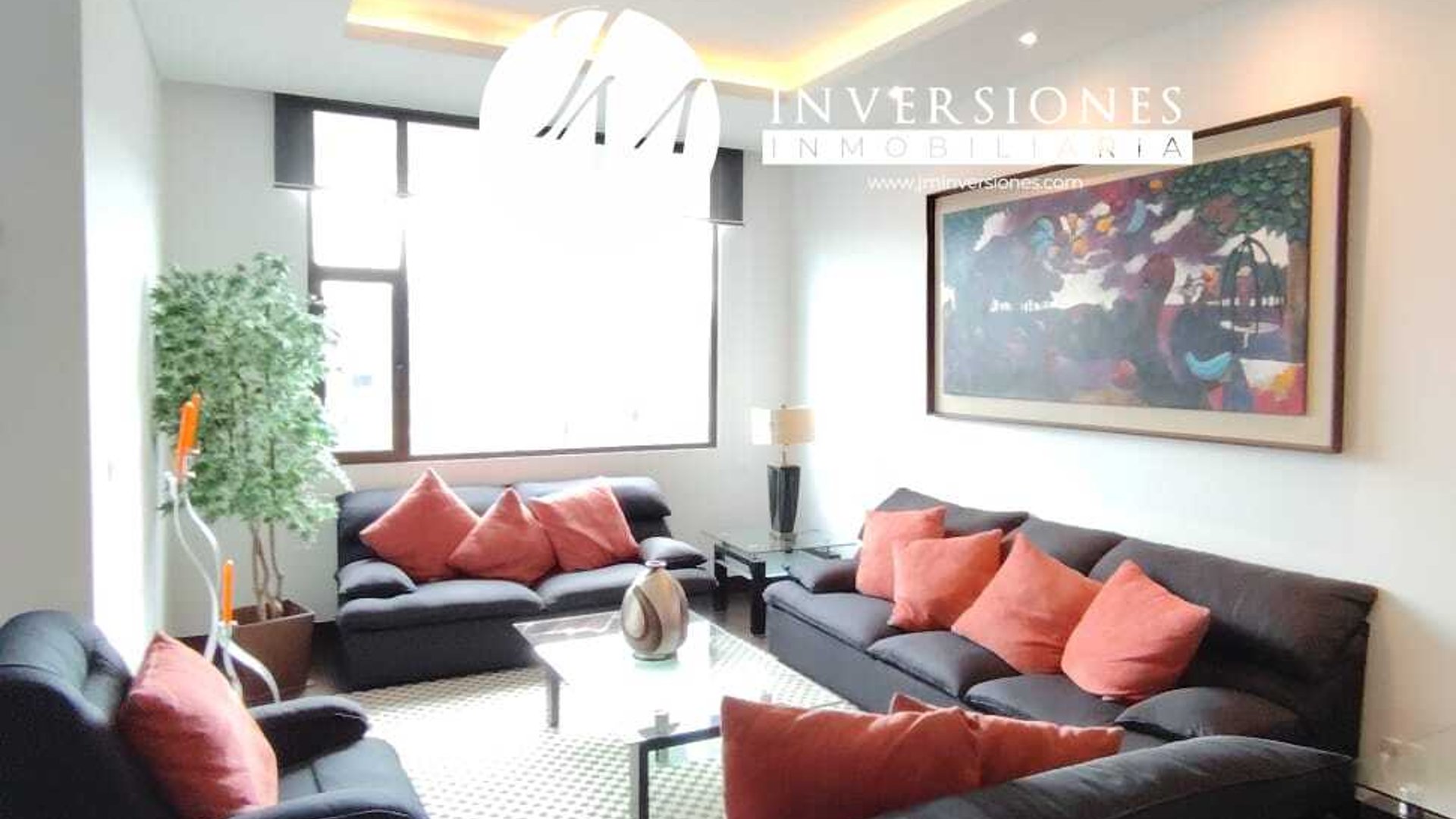 Spacious 3-Bedroom Apartment, Zona 14, Guatemala City - $1.4M