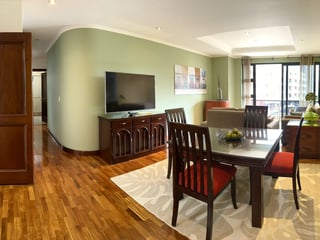 Apartamento amueblado en alquiler, Altos de Santa Clara zona 10 - 5