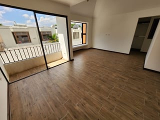 Casa en venta en San Cristóbal con 4 habitaciones y patio Ref-5200 - Image 5