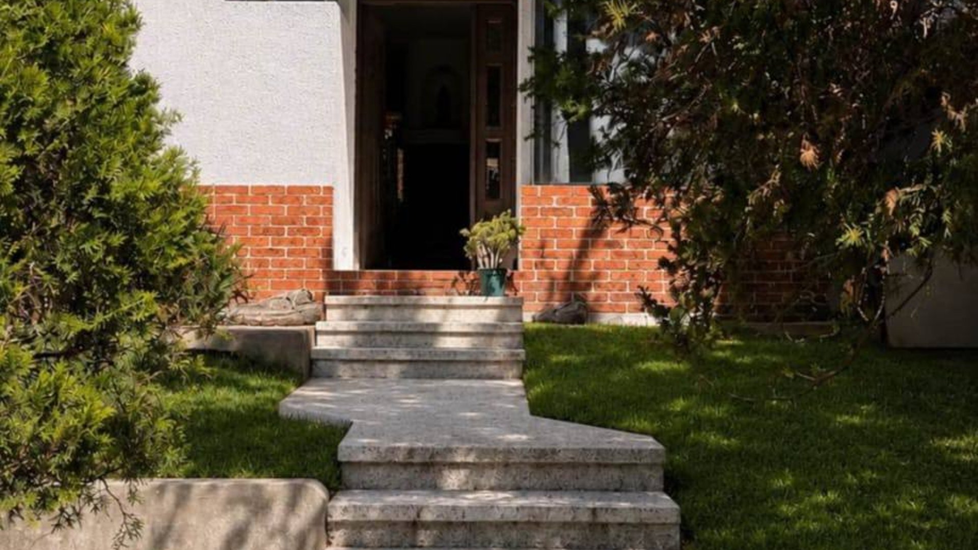 Casa en venta en Mixco zona 1 Colonia Las Hojarascas - Miniatura 2
