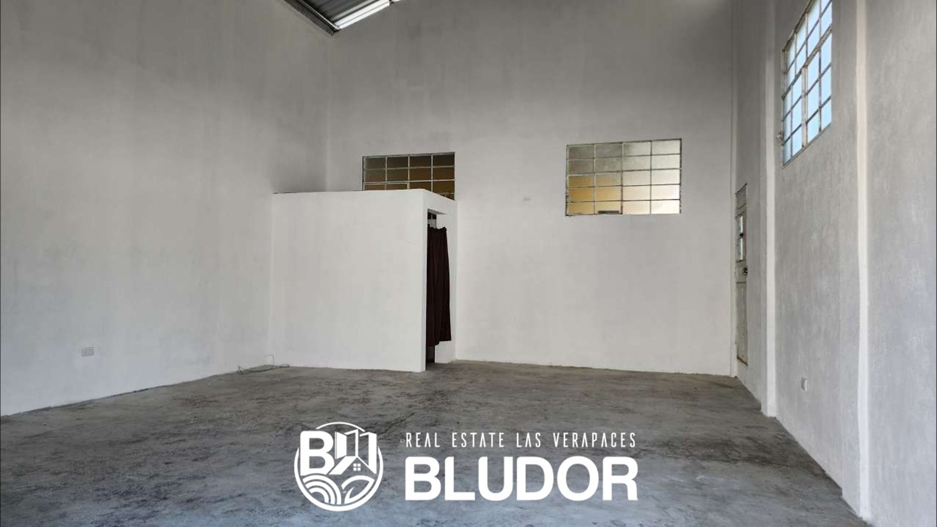 Cobán Bodega Céntrica en Renta de 50 m2 - Miniatura 6
