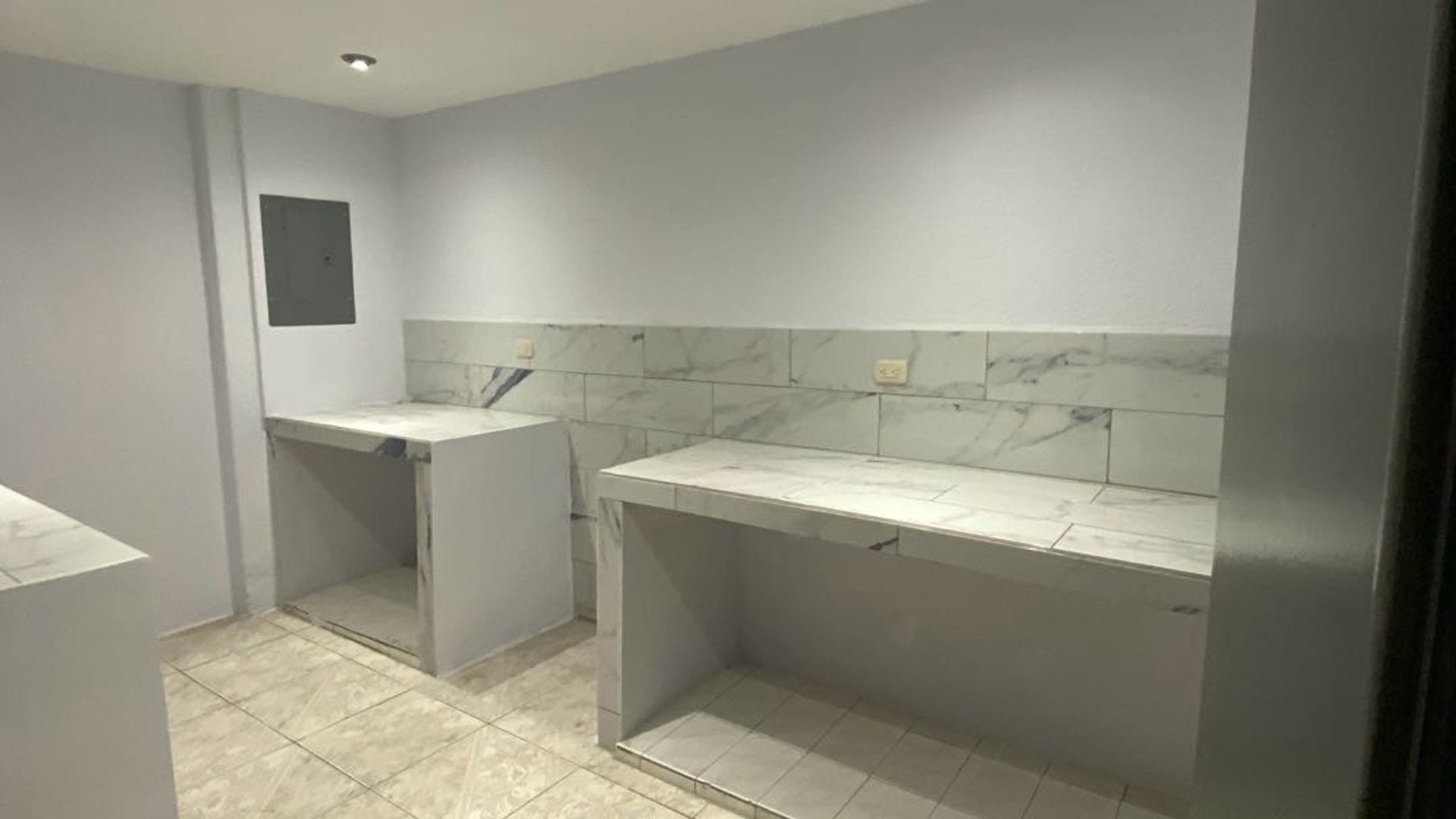 Apartamento en Renta en Granai II Zona 11 - Miniatura 4