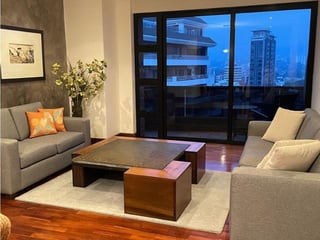 ALTOS DE SANTA CLARA / Apartamento Amueblado en zona 10 - 2