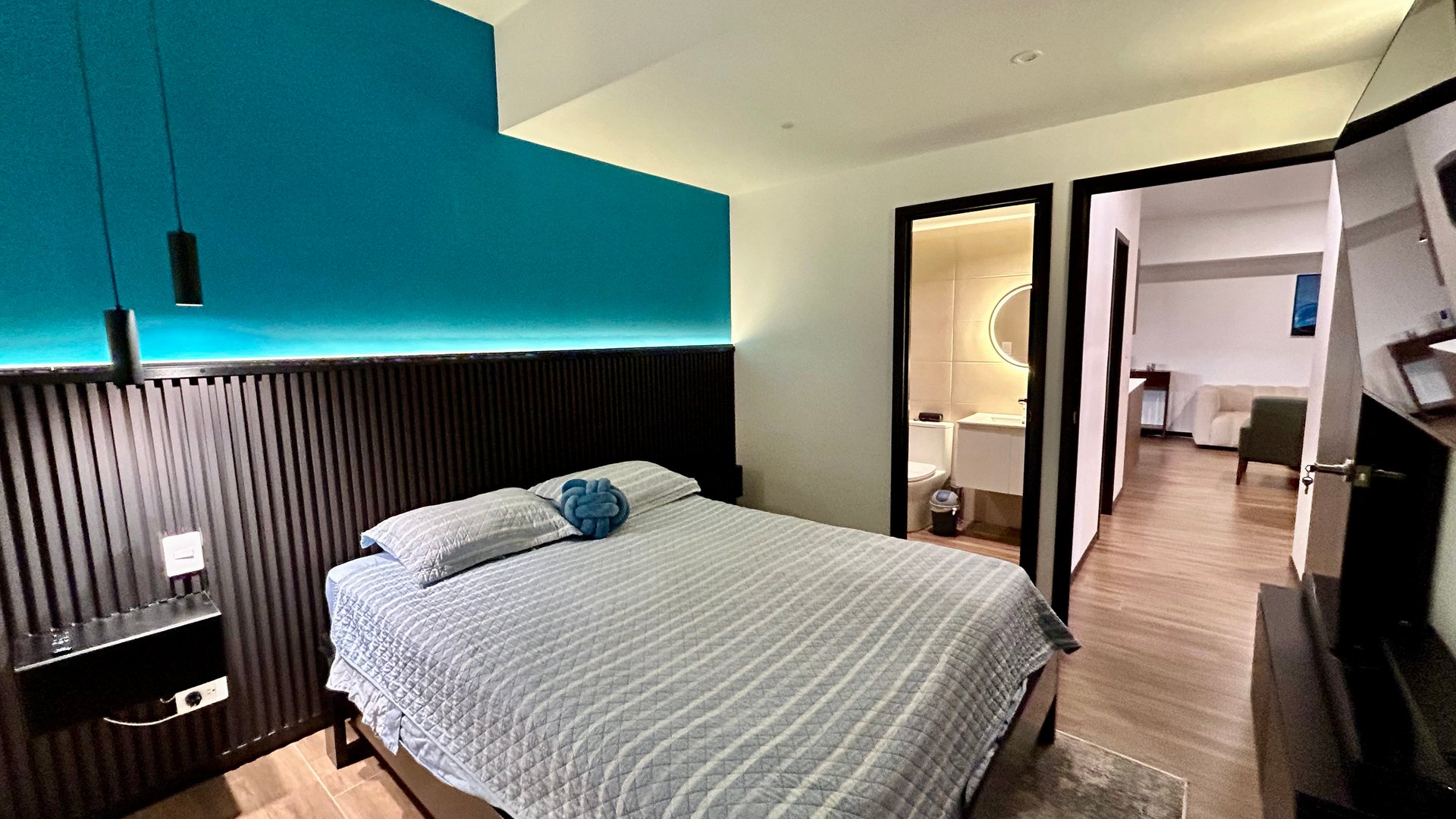 Apartamento en alquiler, Edificio Marabi, Zona 11. Disponible Agosto - Miniatura 5
