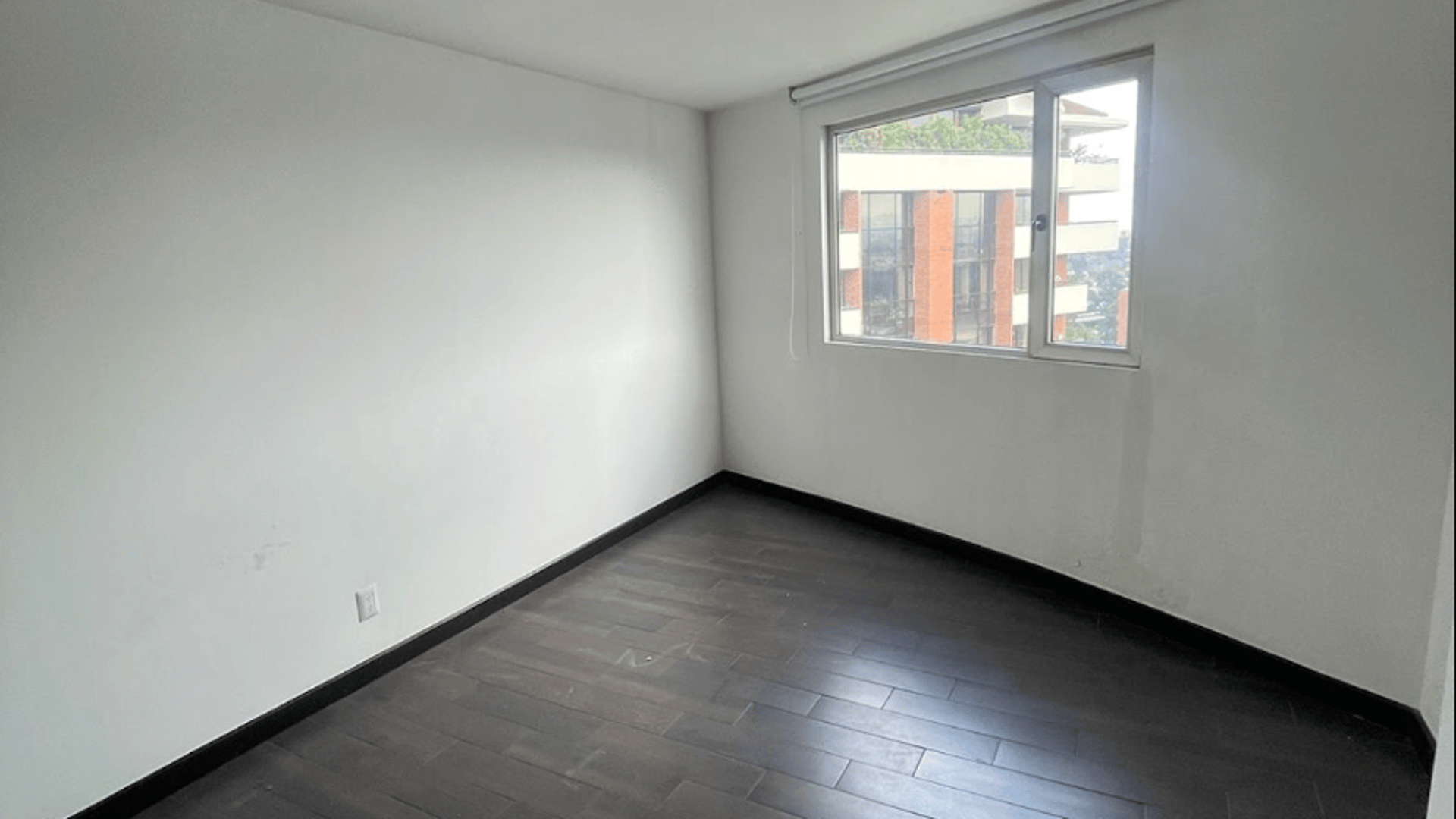 ALQUILER DE CÉNTRICO APARTAMENTO - ATTICA, ZONA 14 - Miniatura 4