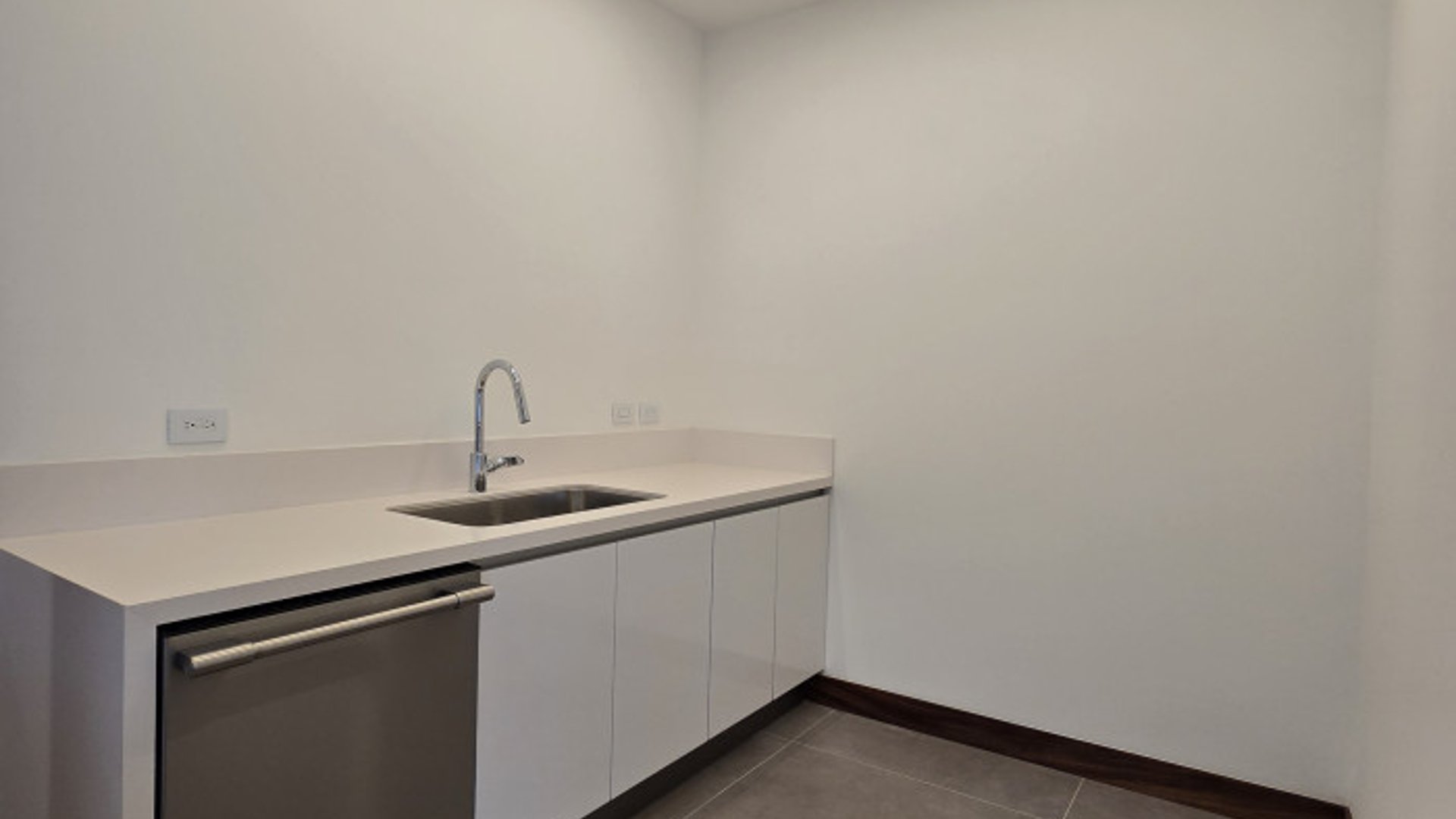 En venta casa en zona 16 El Pulte Guatemala - Miniatura 15