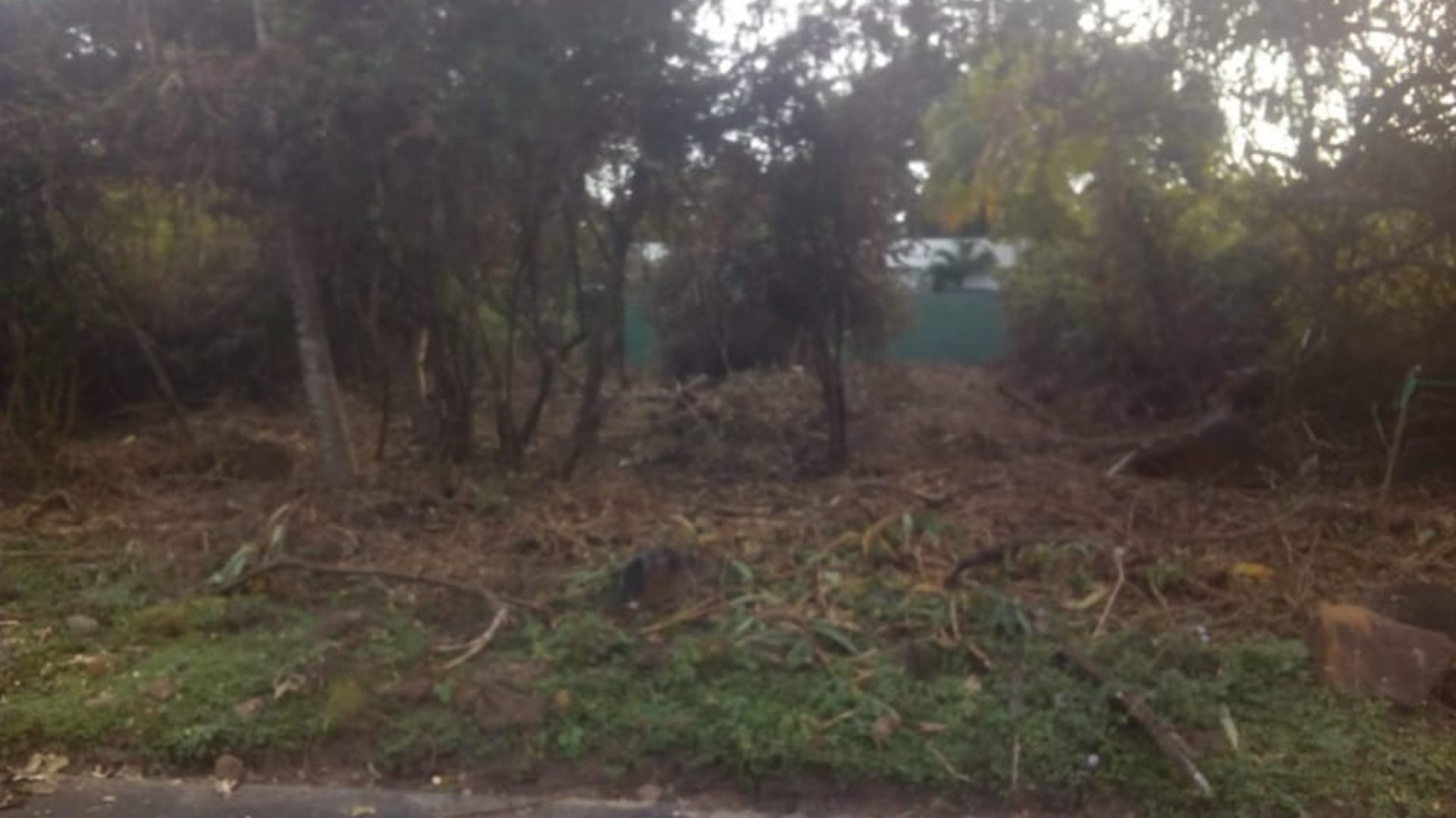 Terreno en venta en Cataratas de Uxmel Carr. a Puerto Quetzal - Miniatura 8